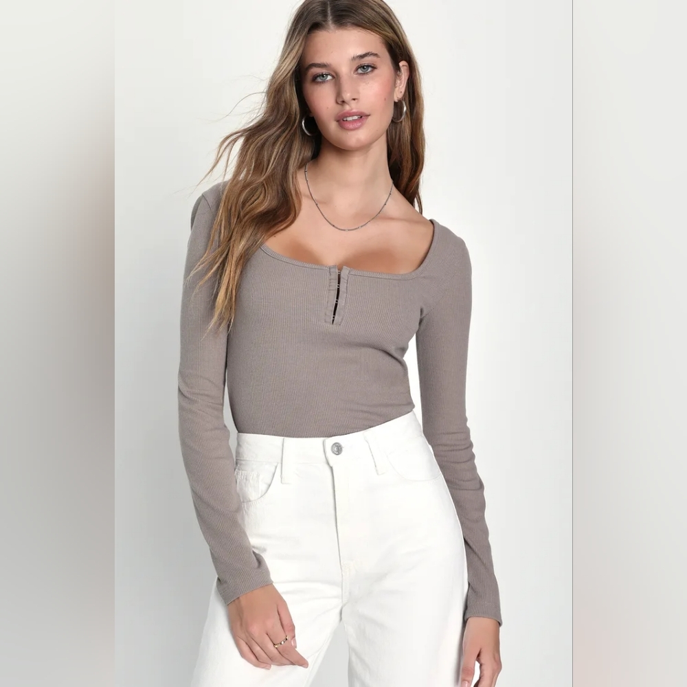 Popular Aura Taupe Ribbed Hook-and-Eye Long Sleeve Top